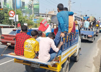 ঢাকা-টাঙ্গাইল-যমুনা সেতু মহাসড়কে যানবাহনের ধীরগতি, দুর্ভোগ চরমে