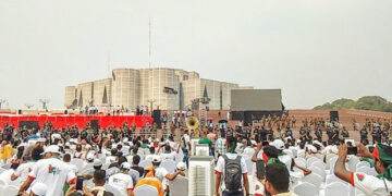 ১৯৭১ ও ২০২৪শের বিপ্লব ও বীর যোদ্ধাদের মধ্যে ভাতা বৈষম্য দূর করার আহবান