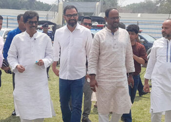 কৃষক কার্ড বিতরন উদ্বোধনীতে টাঙ্গাইল স্টেডিয়াম পরিদর্শন করলেন ৩ মন্ত্রী ২ প্রতিমন্ত্রী