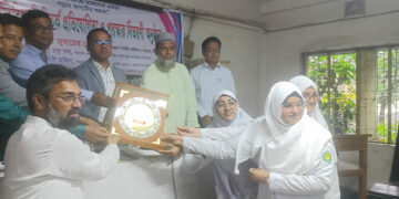 মধুপুরে দুর্নীতিবিরোধী বিতর্ক প্রতিযোগিতা ও পুরস্কার বিতরণী অনুষ্ঠিত