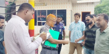 ভূঞাপুরে তেলের পাম্পে মাপে কারসাজি মালিককে জরিমানা