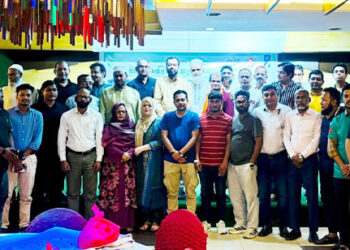 টাঙ্গাইল পৌরসভায় প্লাস্টিক বর্জ্য ব্যবস্থাপনায় সম্মিলিত উদ্যোগের অঙ্গীকার করলেন কমিউনিটি নেতৃবৃন্দ