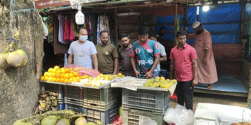 ভূঞাপুর বাজার পরিদর্শন মূল্য তালিকা প্রদর্শনের নির্দেশনা নির্বাহী কর্মকর্তা মাহবুব হাসানের