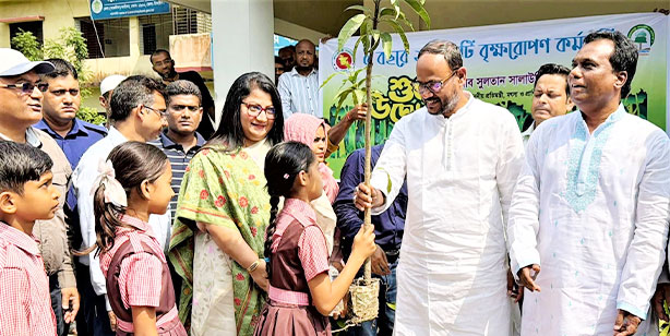 টাঙ্গাইলে বৃক্ষরোপণ কর্মসূচির উদ্বোধন