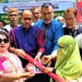 টাঙ্গাইলে রেড ক্রিসেন্ট সোসাইটির ছাতা ও মাস্ক বিতরণ