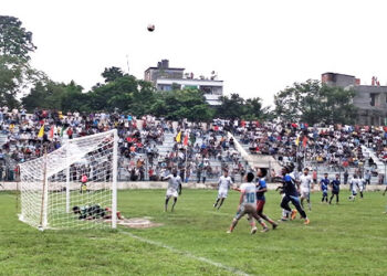টাঙ্গাইলে জেলা প্রশাসক গোল্ডকাপ ফুটবলে সুমন রেজা দর্শনীয় ২গোলে টাঙ্গাইল সদরের জয়লাভ